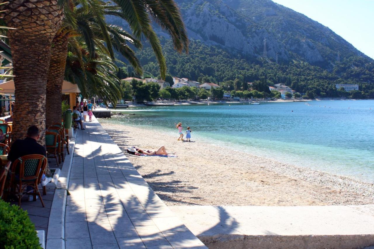 Apartments By The Sea Gradac, Makarska - 13181 Gradac  Eksteriør billede