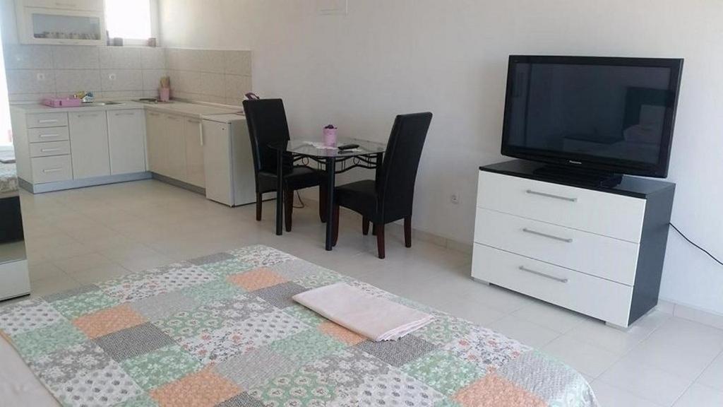 Apartments By The Sea Gradac, Makarska - 13181 Gradac  Eksteriør billede